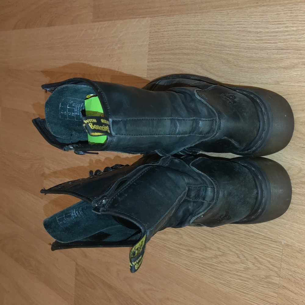 Dr Martens Miranda Black 14-Eye Lace Up Leather Combat Boots Women's Size 10 - Picture 8 of 15